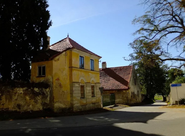 Zámek V Komářicích, Czech Republic (Czechia)